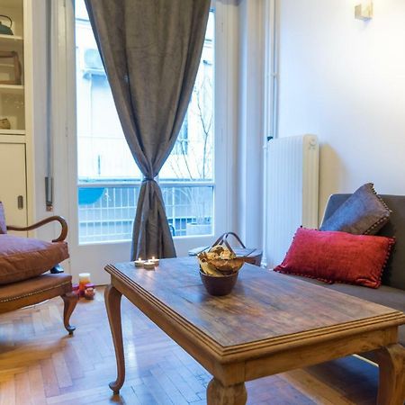 Vintage Apartment Next To Acropolis Museum Atene Esterno foto