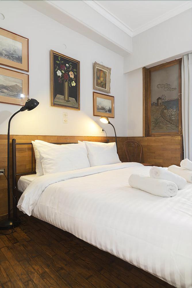 Vintage Apartment Next To Acropolis Museum Atene Esterno foto